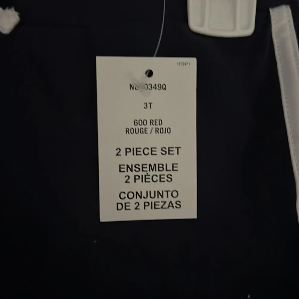 Boys/Girls 3t carters outfit and swim top